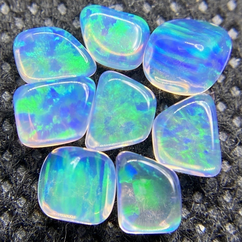 GREEN WATER TUMBLED OPALS by DOPALS OPALS - 1gm